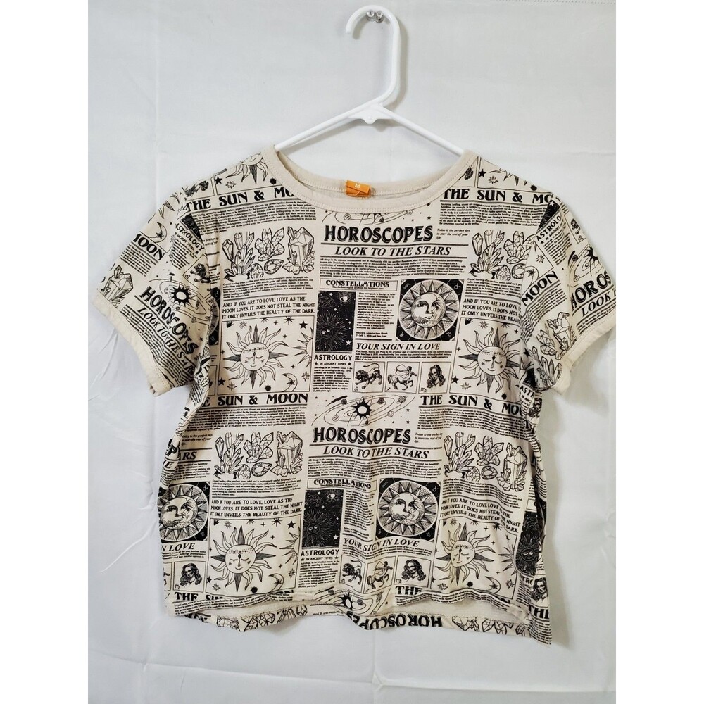 Vibe N Shirt Womens Medium Beige Black Astrology Horoscope Crop Short Sleeve Tee